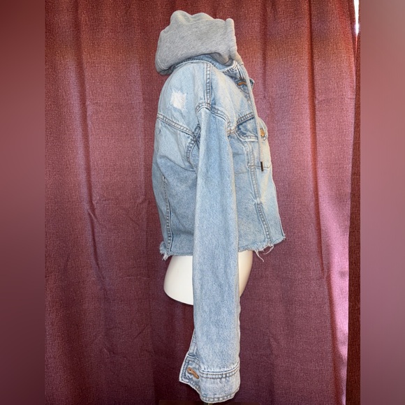 Aeropostale Crop Hooded Jean Jacket Women’s Size XS - Picture 3 of 7